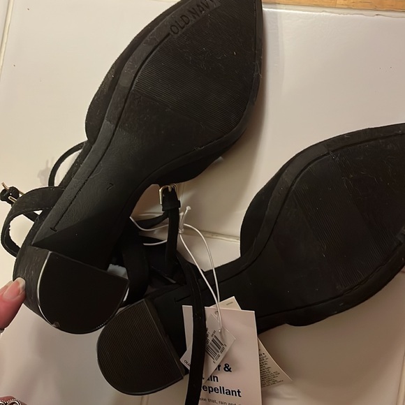 Old navy faux suede strappy ankle closed toe heels black 7 - Picture 4 of 4
